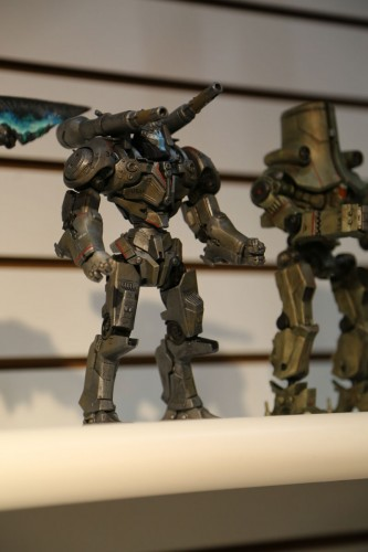 Illustration for article titled New Pacific Rim Figures